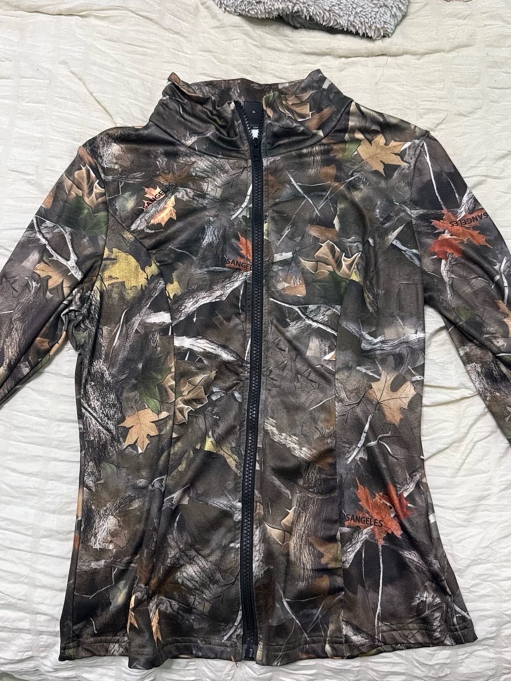 Women's Full-Zip Camo Jacket - Brown/Green Leaf Pattern